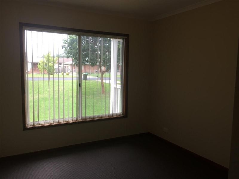 6 Samuelson Crescent, Armidale NSW 2350