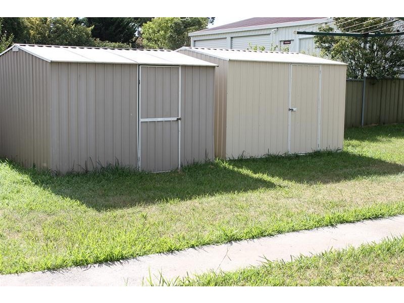 31 Centennial Close, Armidale NSW 2350