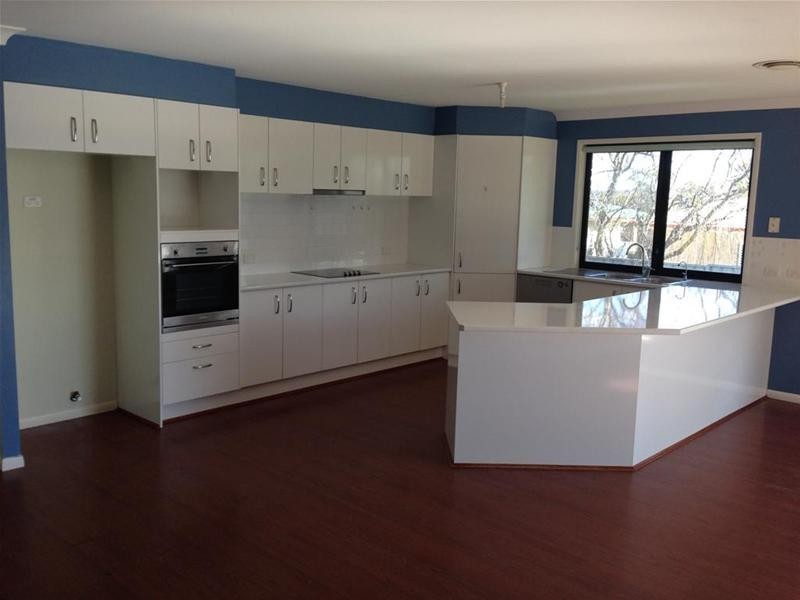 11 Ash Tree Drive, Armidale NSW 2350