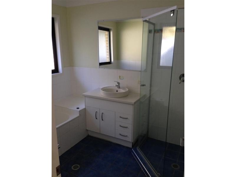 11 Ash Tree Drive, Armidale NSW 2350