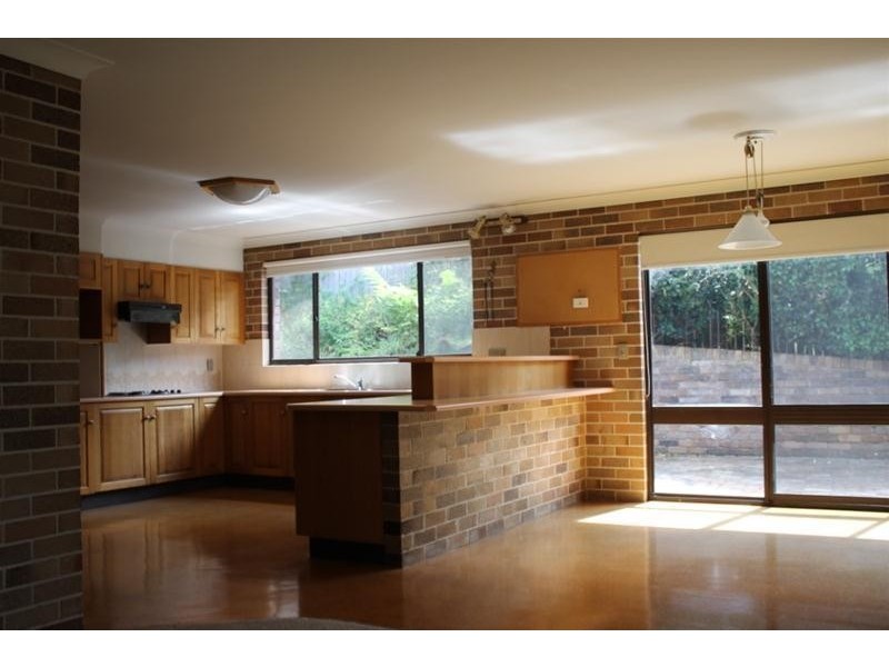 9 Yallambee Avenue, Armidale NSW 2350