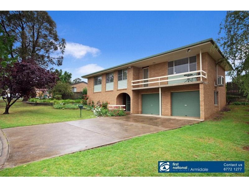 4 Hamilton Crescent, Armidale NSW 2350