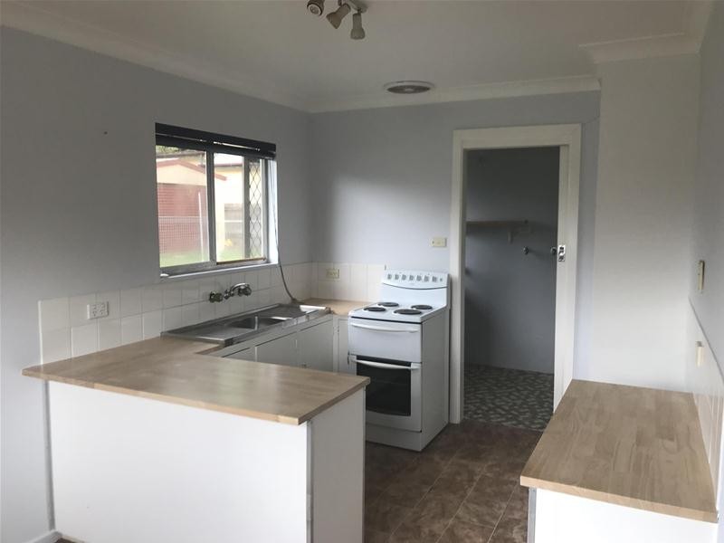 4 Simpson  Avenue, Armidale NSW 2350