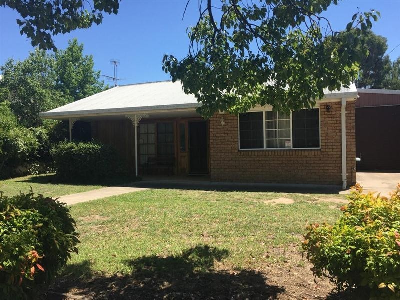 115 Jeffrey Street, Armidale NSW 2350