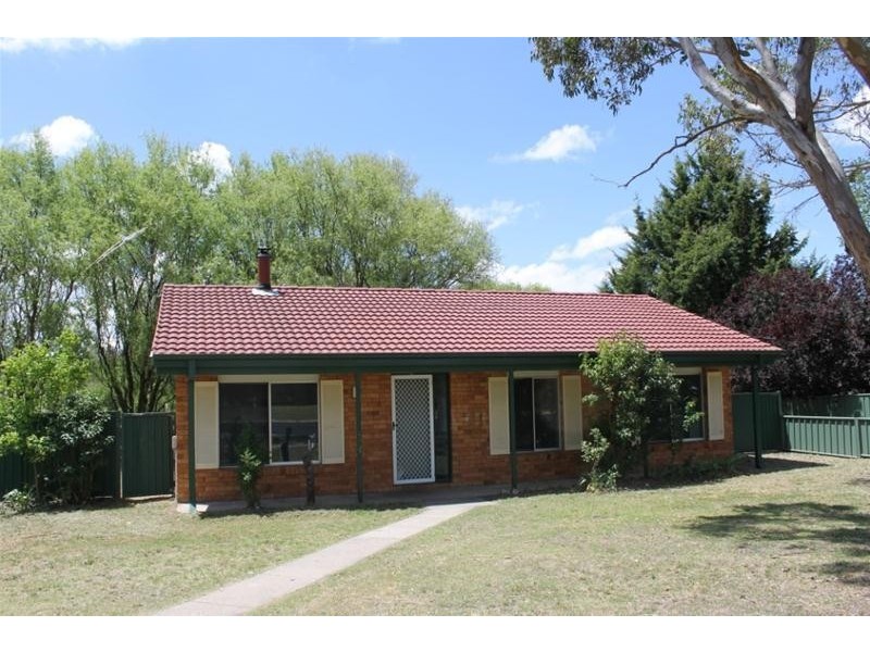 9 Bain Crescent, Armidale NSW 2350