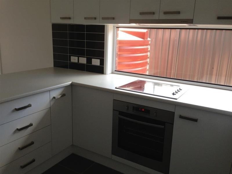 1/10 Schaefer Drive, Armidale NSW 2350