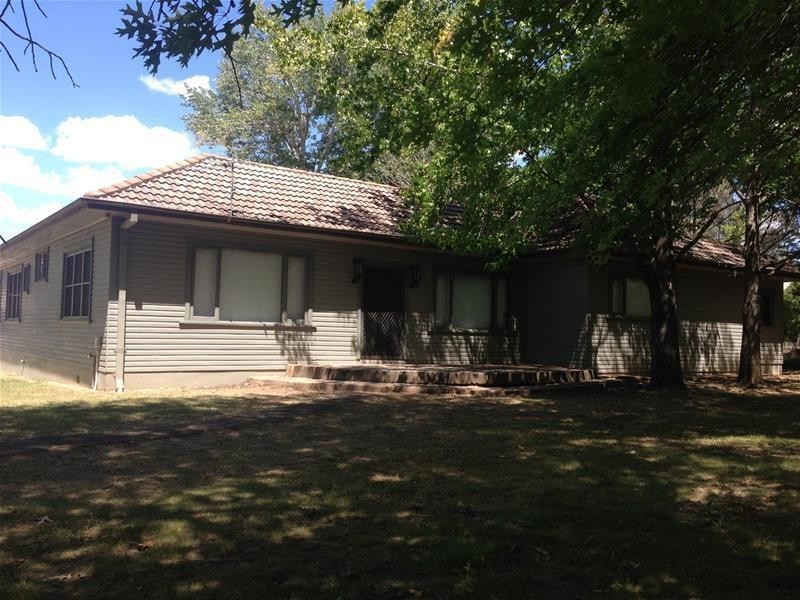 128 Handel Street, Armidale NSW 2350