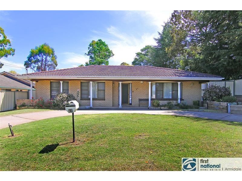 27 Blake Street, Armidale NSW 2350