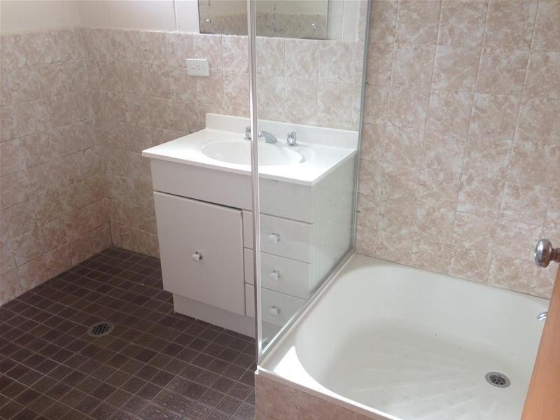 2/17 Jackes Street, Armidale NSW 2350