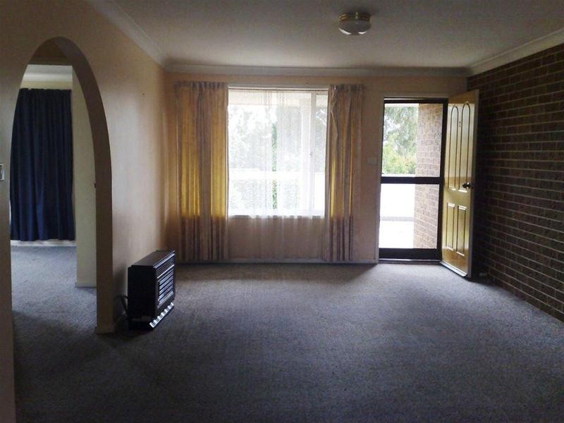 2/19 Verna Close, Armidale NSW 2350