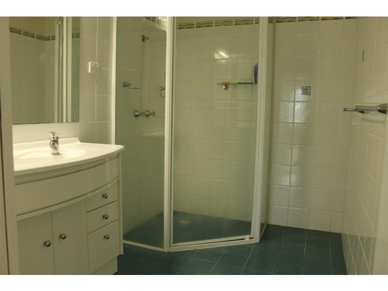 156 Bridge Street, Uralla NSW 2358