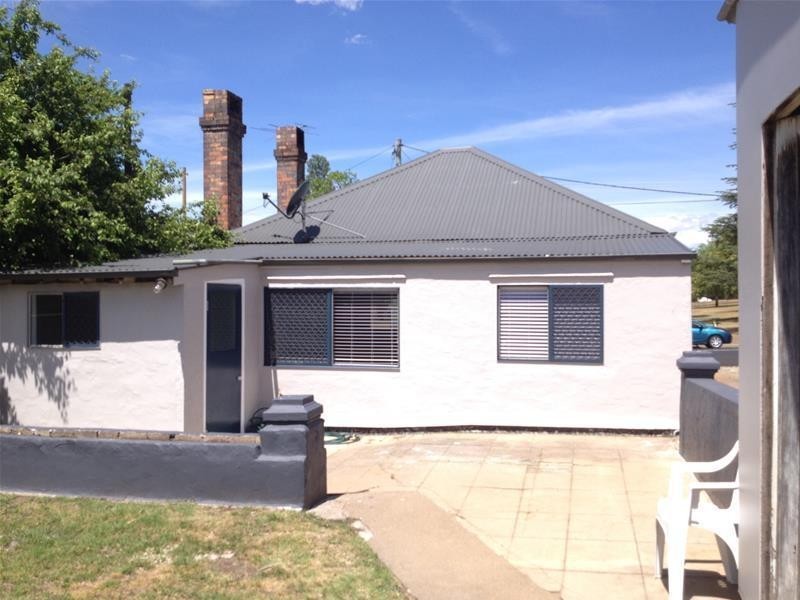 138 Taylor Street, Armidale NSW 2350