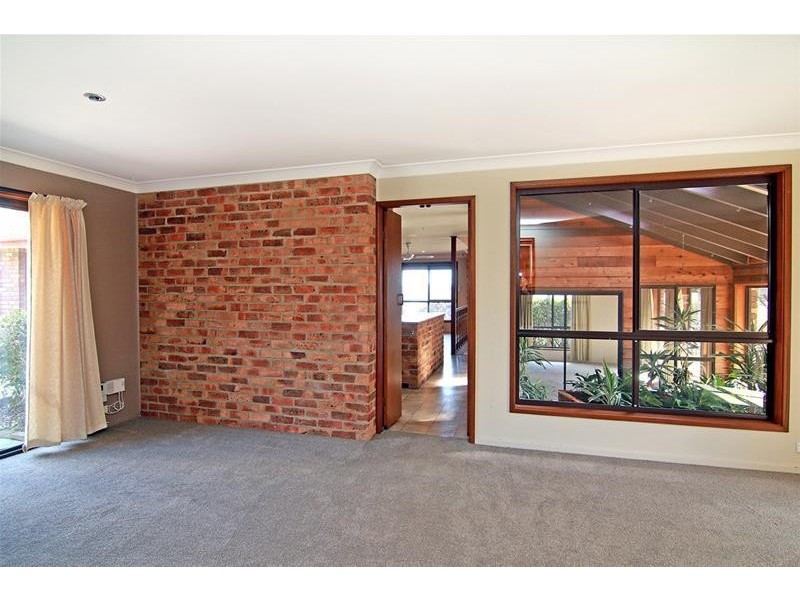 36 Ashtree Drive, Armidale NSW 2350