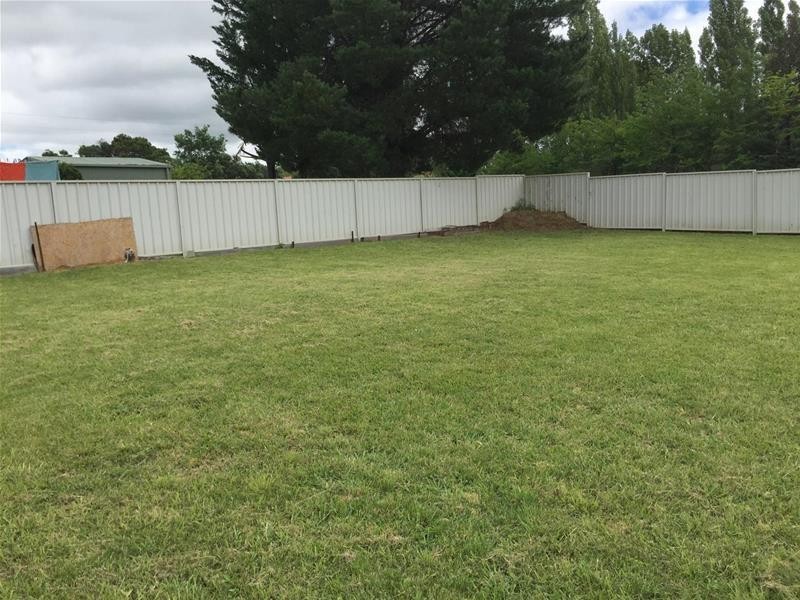 20 Evangelene Crescent, Armidale NSW 2350