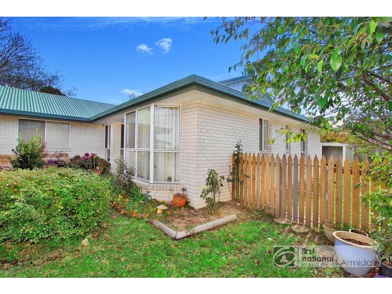 3 Finlayson Close, Armidale NSW 2350