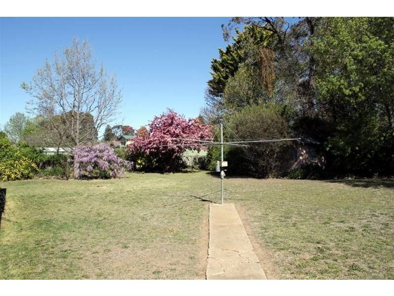 27 Judith Street, Armidale NSW 2350