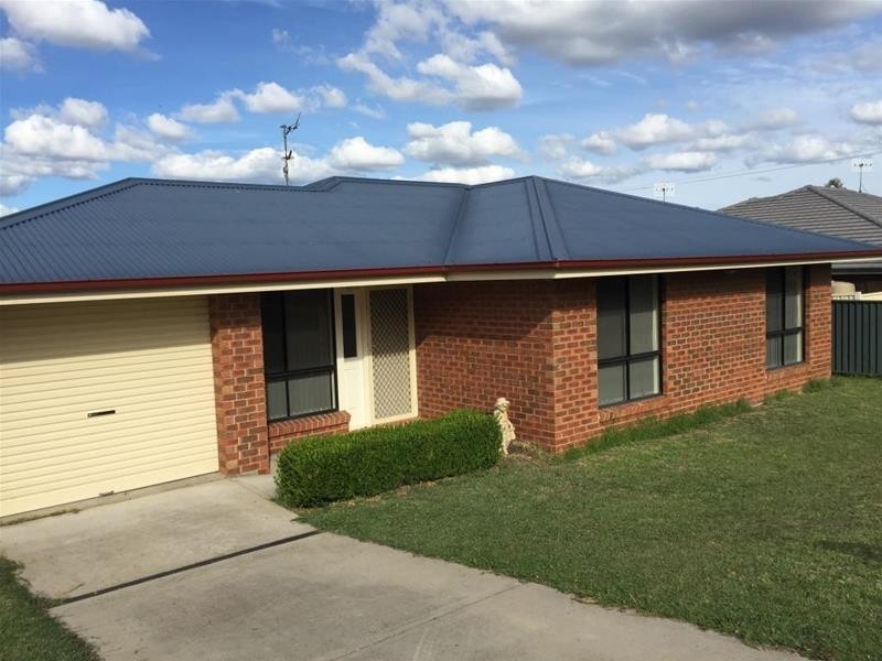 39 Kennedy Street, Armidale NSW 2350