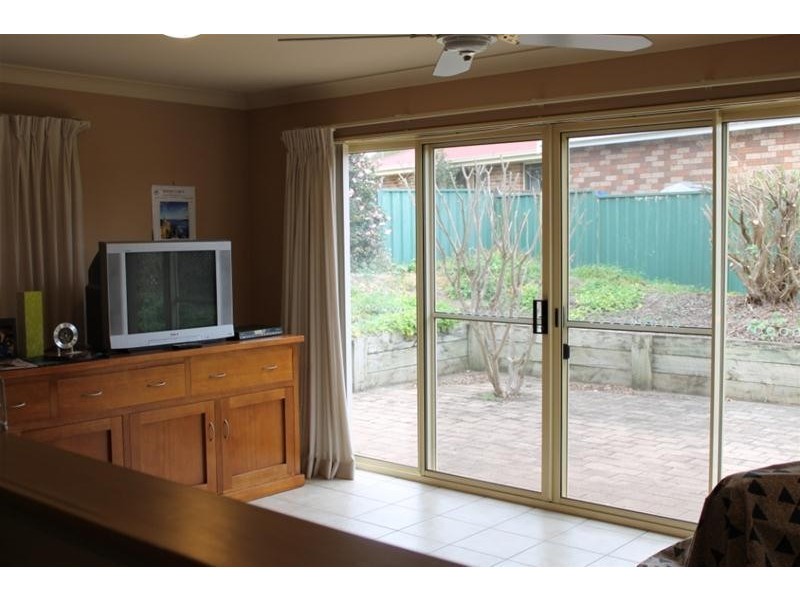 7B Fiona Place, Armidale NSW 2350