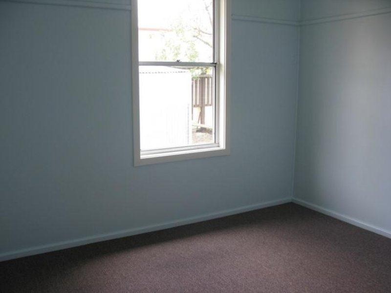 10 Barney Street, Armidale NSW 2350