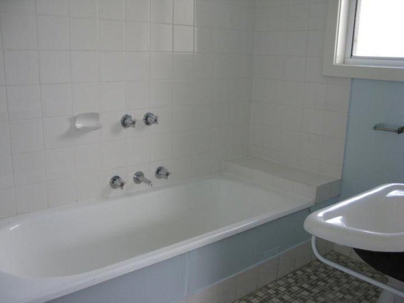 10 Barney Street, Armidale NSW 2350