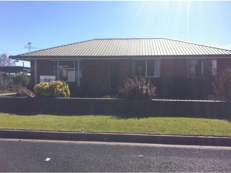 3 Solomon Avenue, Armidale NSW 2350