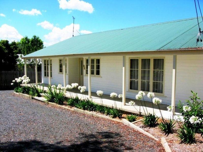 84 Erskine Street, Armidale NSW 2350