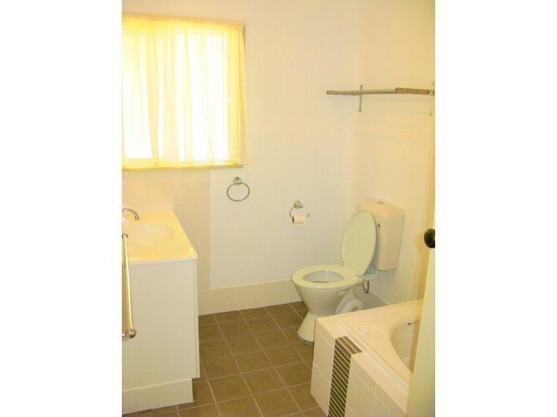 84 Erskine Street, Armidale NSW 2350