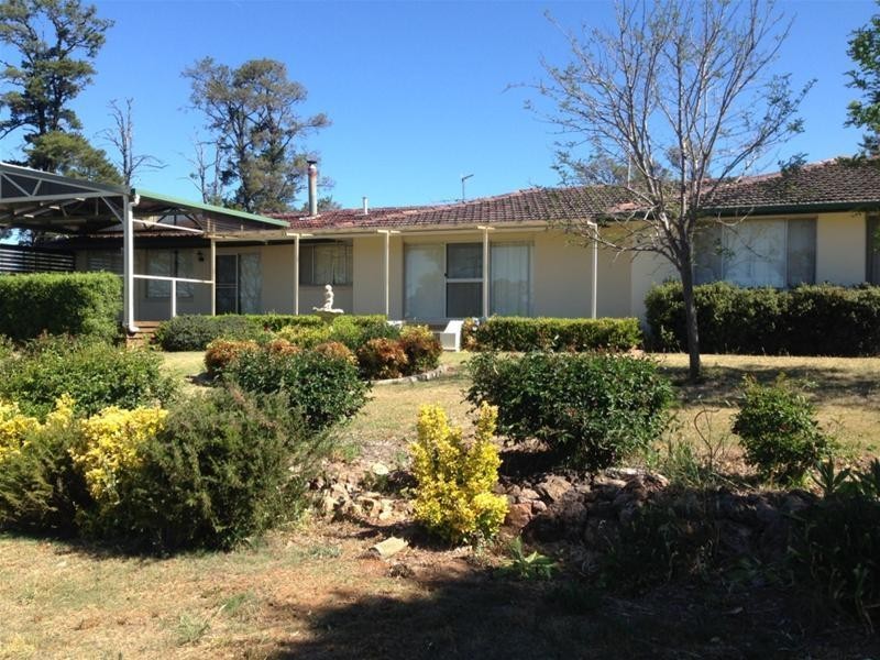402 Grafton Road, Armidale NSW 2350