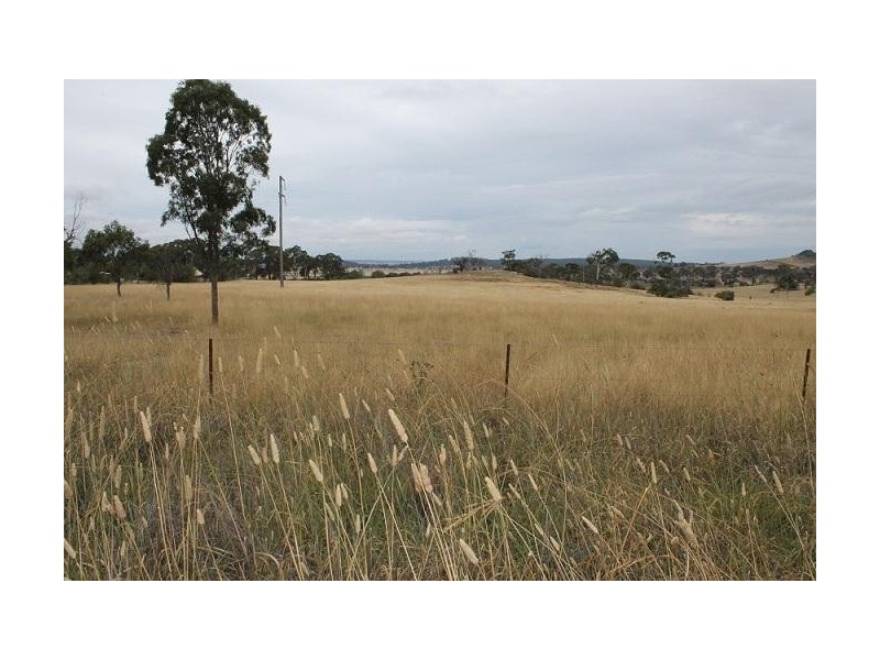 Simmons Road, Armidale NSW 2350