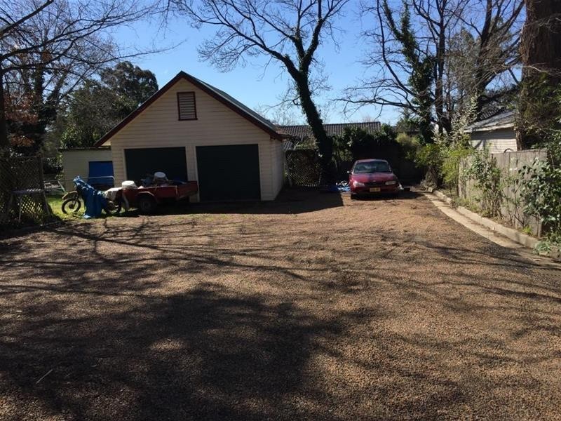 111 Brown Street, Armidale NSW 2350