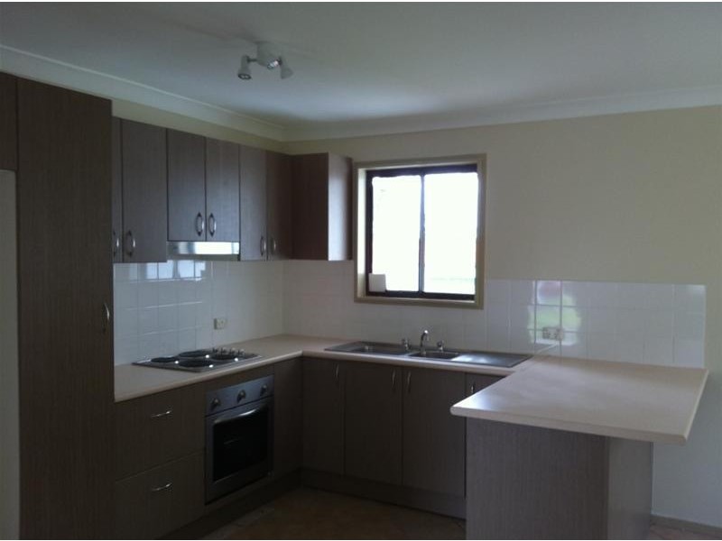 5 Parry Parade, Armidale NSW 2350