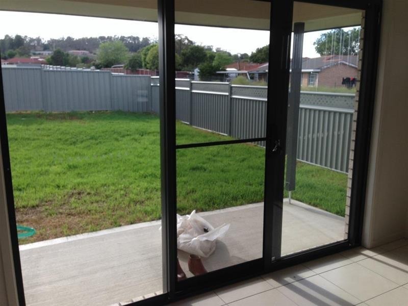 2/81 Box Hill Drive, Armidale NSW 2350