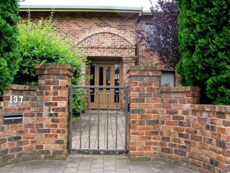 1/137 Brown Street, Armidale NSW 2350
