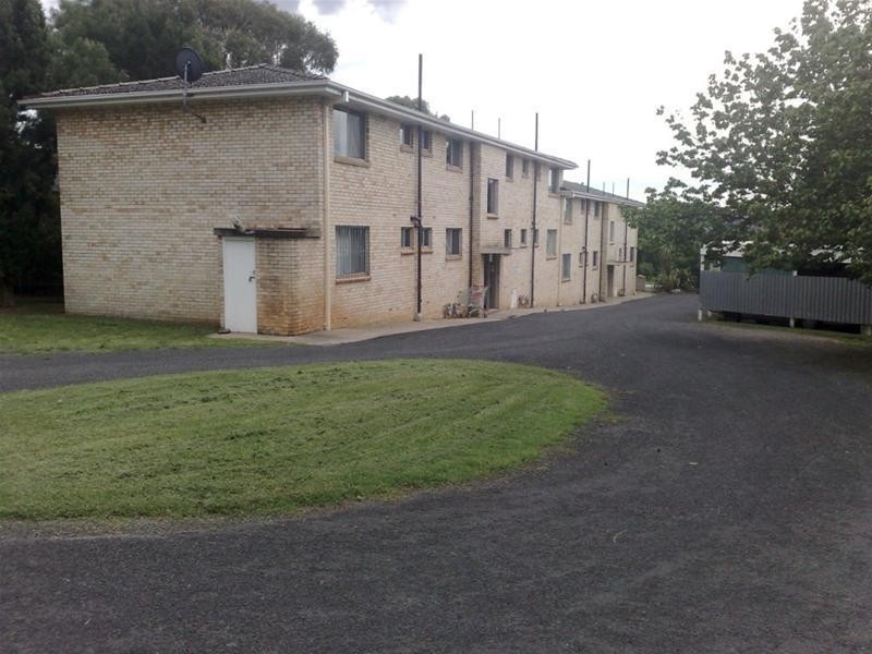 1/56 Barney Street, Armidale NSW 2350