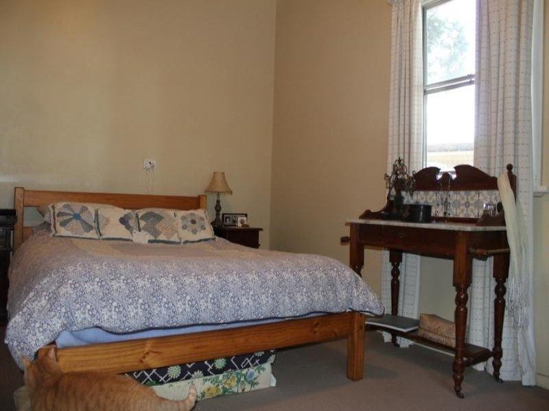 46 Simmons Road, Armidale NSW 2350