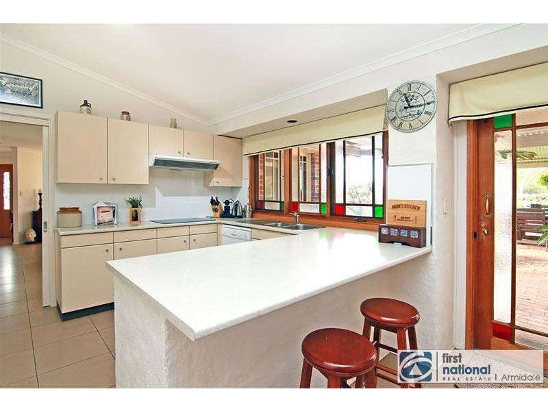 18 The Boulevard, Armidale NSW 2350