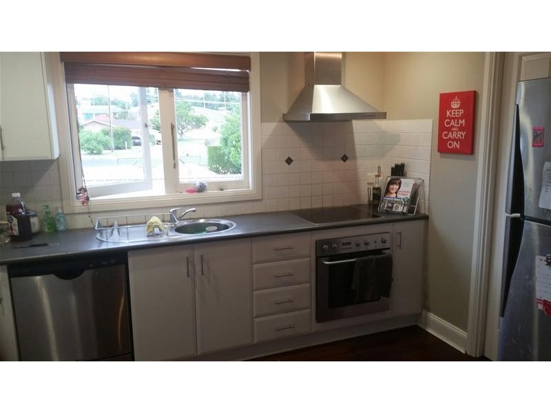 33 King Street, Uralla NSW 2358