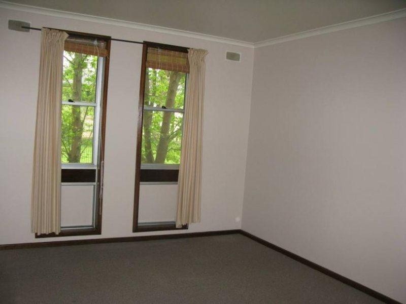 13 McIntosh Crescent, Armidale NSW 2350