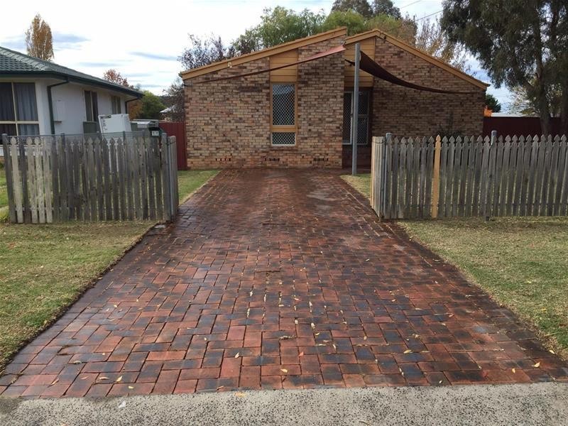 11 Golgotha Street, Armidale NSW 2350