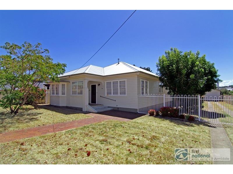 237 Brown Street, Armidale NSW 2350