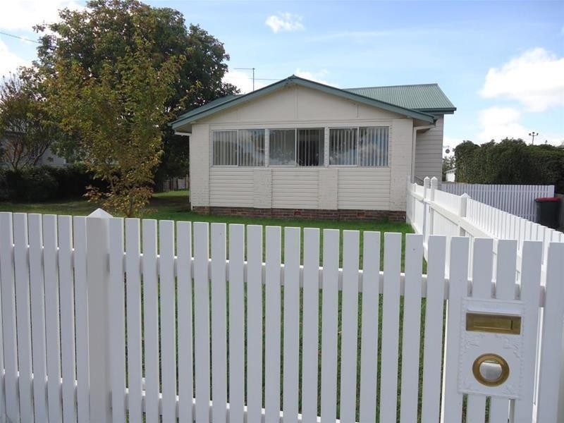 81 Markham Street, Armidale NSW 2350