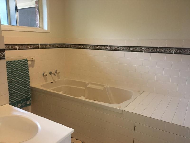 R5/6 Fiona Place, Armidale NSW 2350