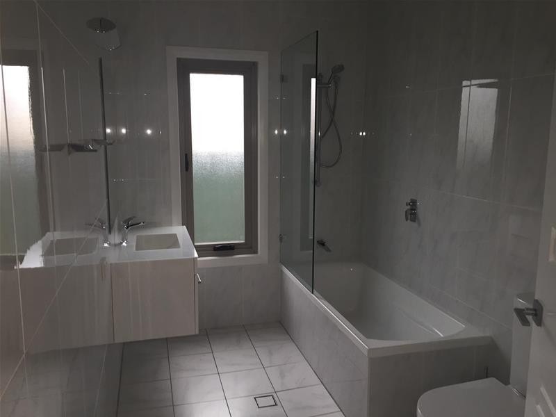 2/100A Lynches Road, Armidale NSW 2350