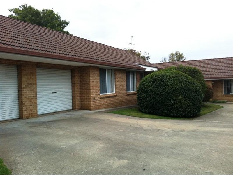 2/99 Mossman Street, Armidale NSW 2350