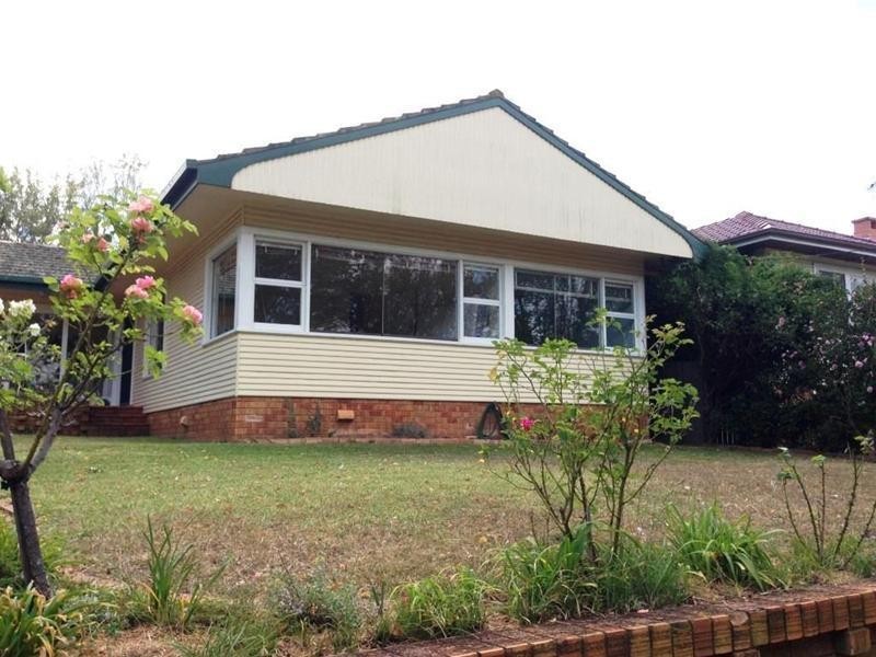 127 Kirkwood Street, Armidale NSW 2350