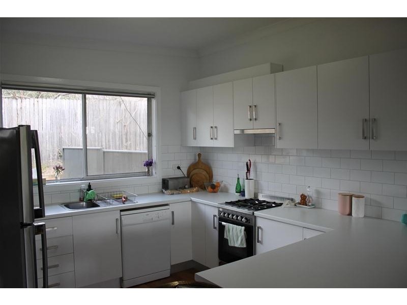 2/8 St Andrew’s Avenue, Armidale NSW 2350