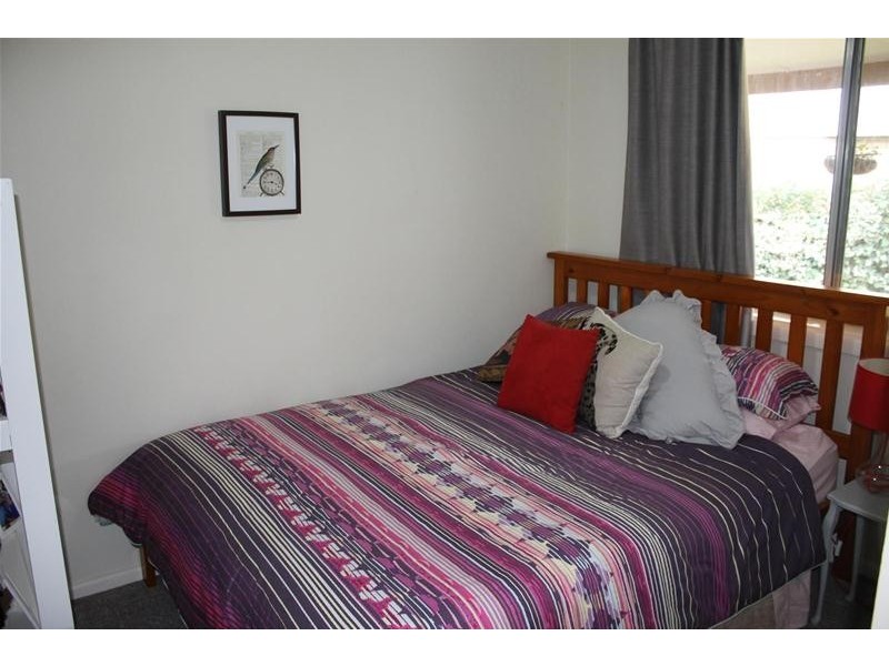 2/8 St Andrew’s Avenue, Armidale NSW 2350