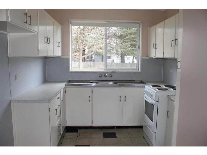 5 Glenelg Road, Armidale NSW 2350