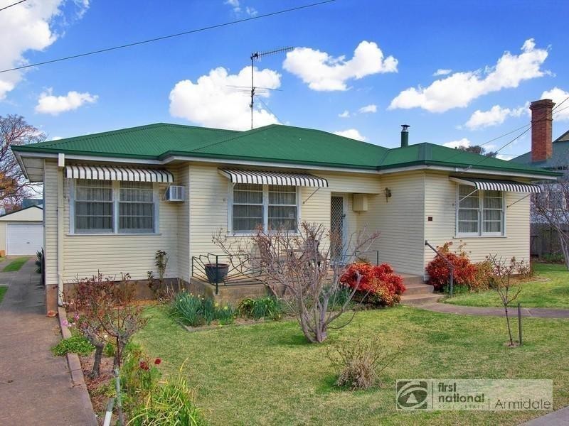 92 Erskine Street, Armidale NSW 2350