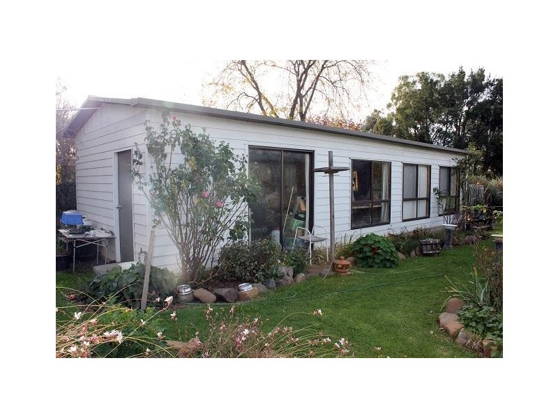 161 Barney Street, Armidale NSW 2350